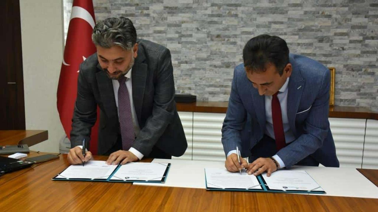 Karaman gençliği için imzalar atıldı