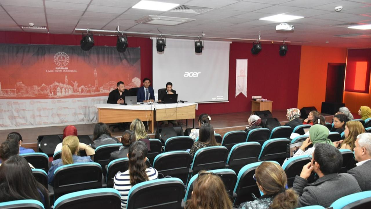 Karaman&#039;da öğretmenlere kurs verildi