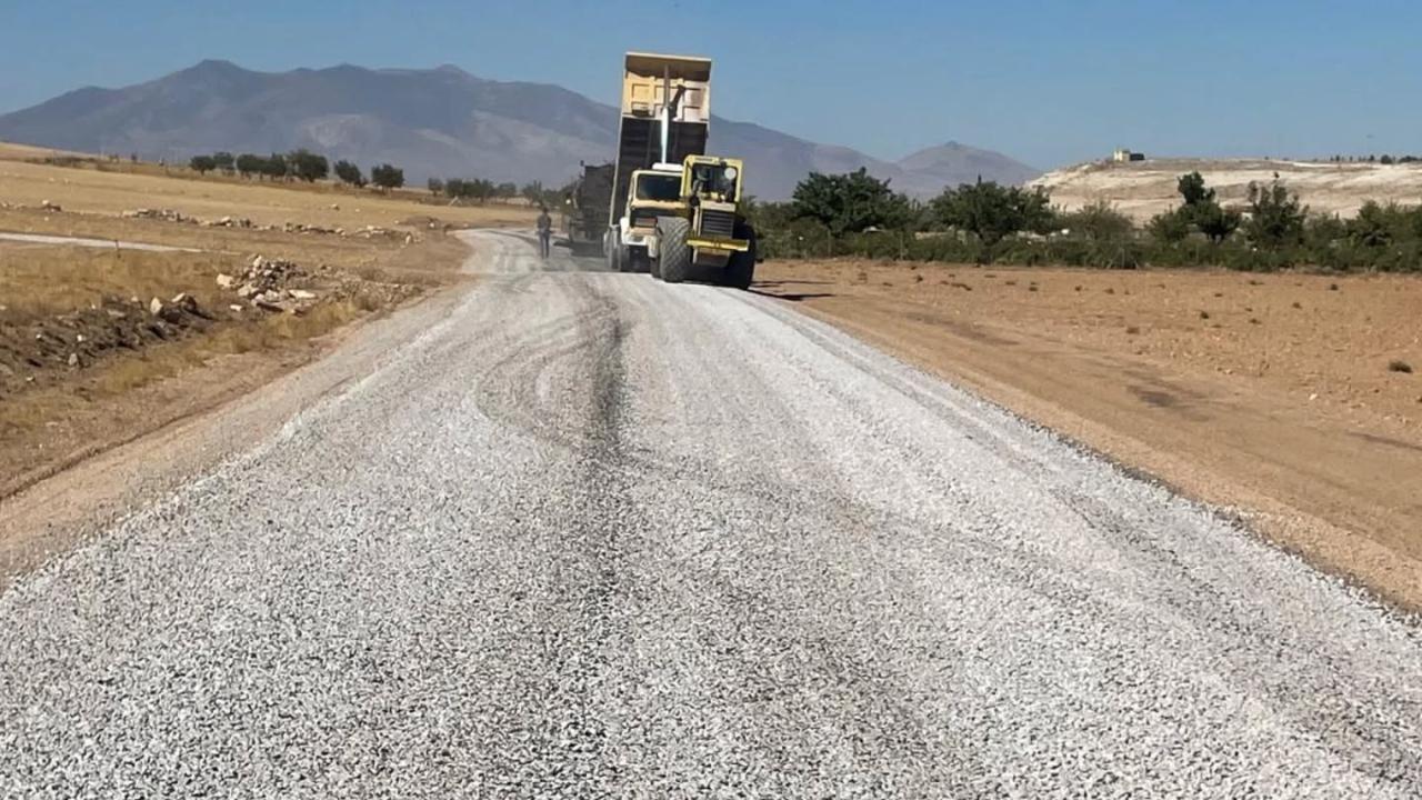 Karaman&#039;ın köylerinde asfalt seferberliği