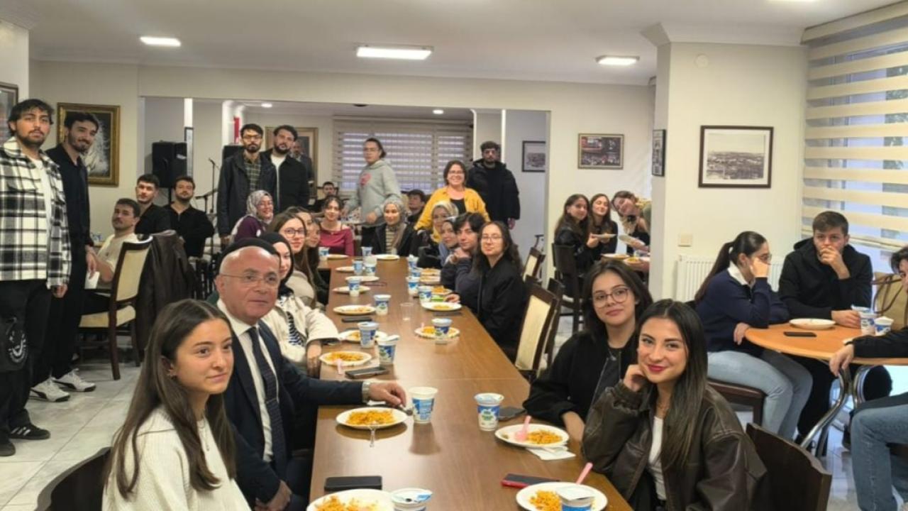 KAREV’de Karamanlı gençler buluştu