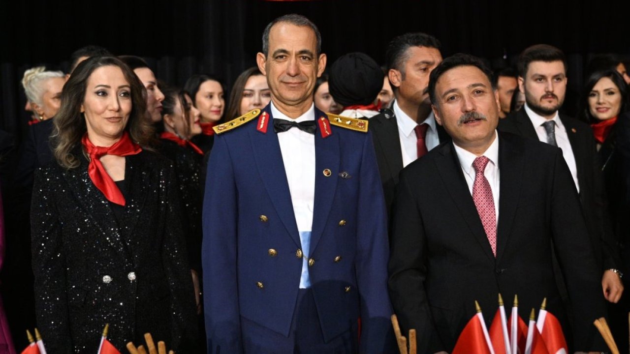 Kayseri'de Cumhuriyet'in 102. yılı dolayısıyla resepsiyon verildi