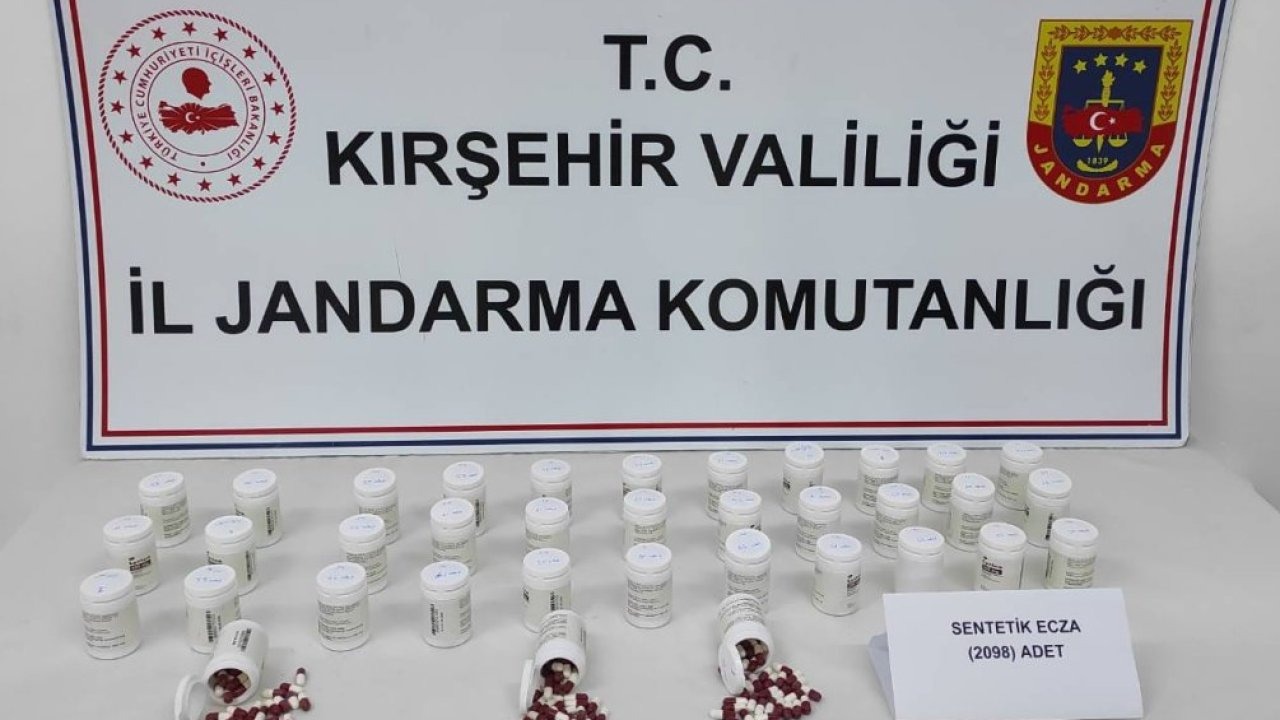 Kırşehir'de uyuşturucu operasyonunda yakalanan 4 zanlı tutuklandı