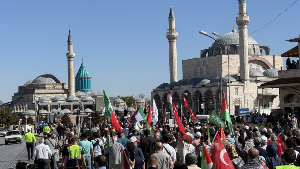 Konya&#039;da Küresel Sumud Filosu&#039;na destek yürüyüşü yapıldı