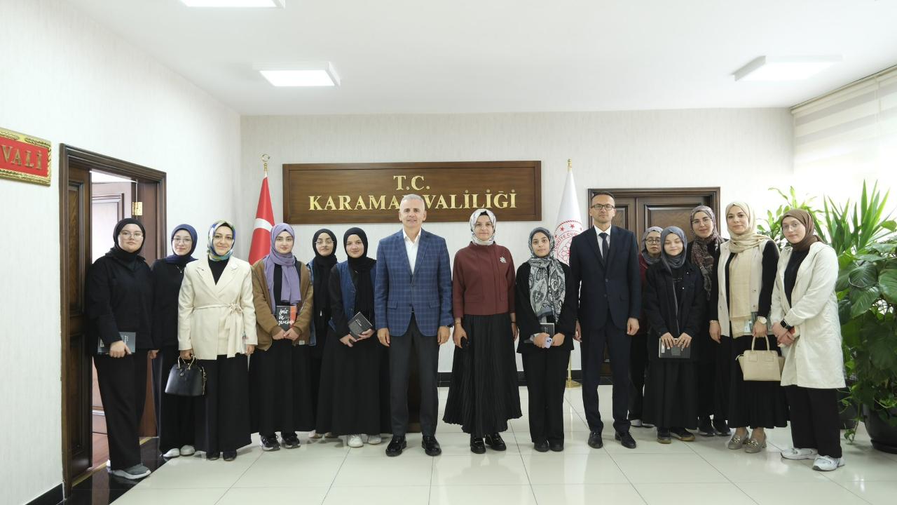 Vali Çiçekli’den öğrencilere ilham