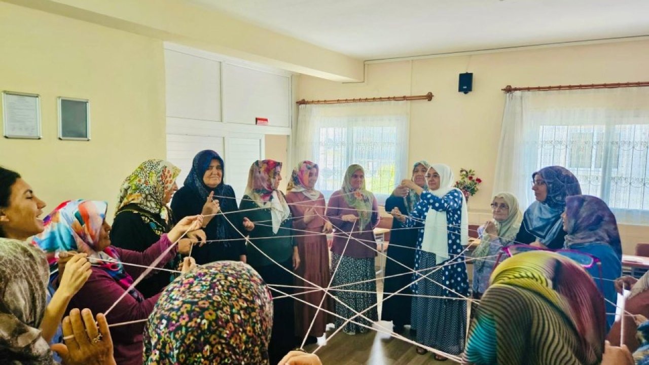 Aile ve Sosyal Hizmetler Bakanlığının &quot;Modüler Aile Eğitim Programı&quot; 42 ilde daha uygulanmaya başlandı