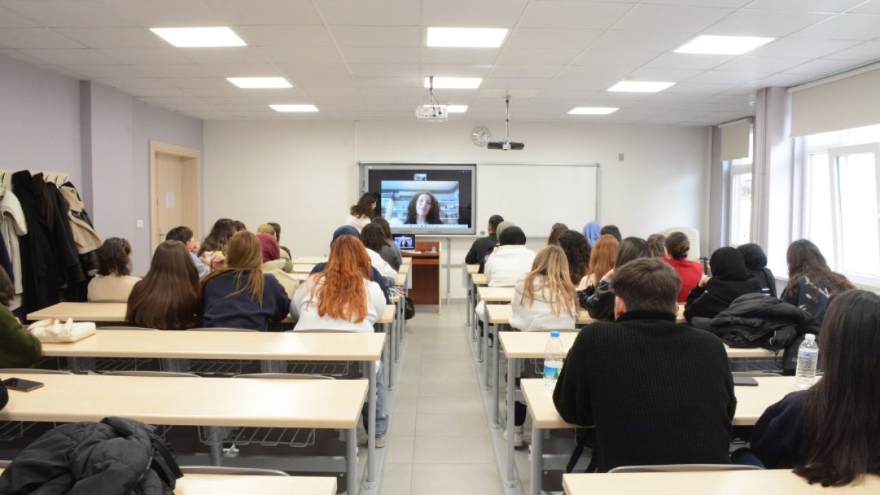 Anadolu Üniversitesi'nde "Sosyal Hizmet Perspektifiyle Girişimcilik" etkinliği düzenlendi