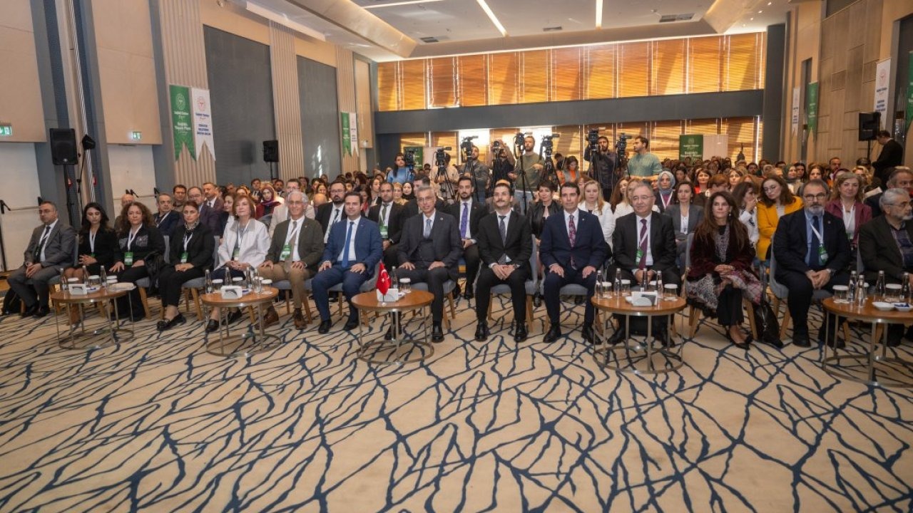 Bakan Memişoğlu, "3. Sağlıklı Türkiye Yüzyılı-Sağlıklı Yaşam Planı Çalıştayı"nda konuştu: