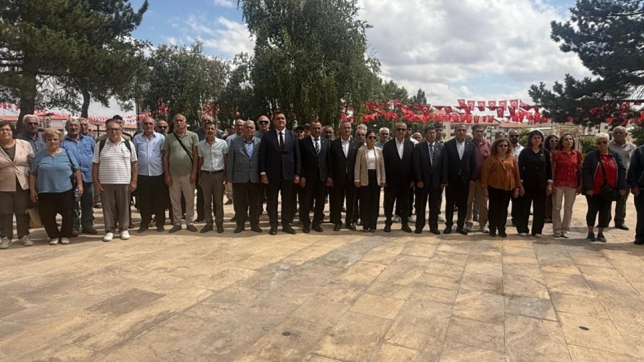 Büyük Önder Atatürk, ebediyete intikalinin 87&#039;nci yılında Sivas&#039;ta anıldı