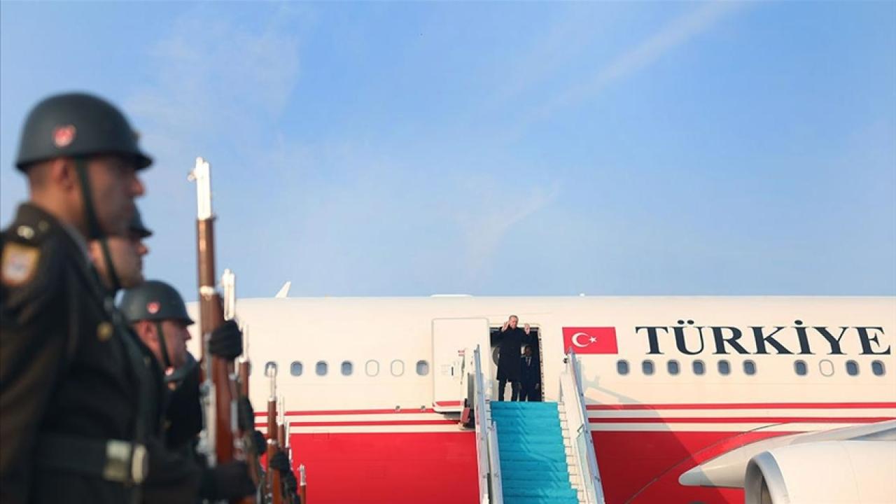 Cumhurbaşkanı Erdoğan, Azerbaycan&#039;ın başkenti Bakü&#039;ye gitti