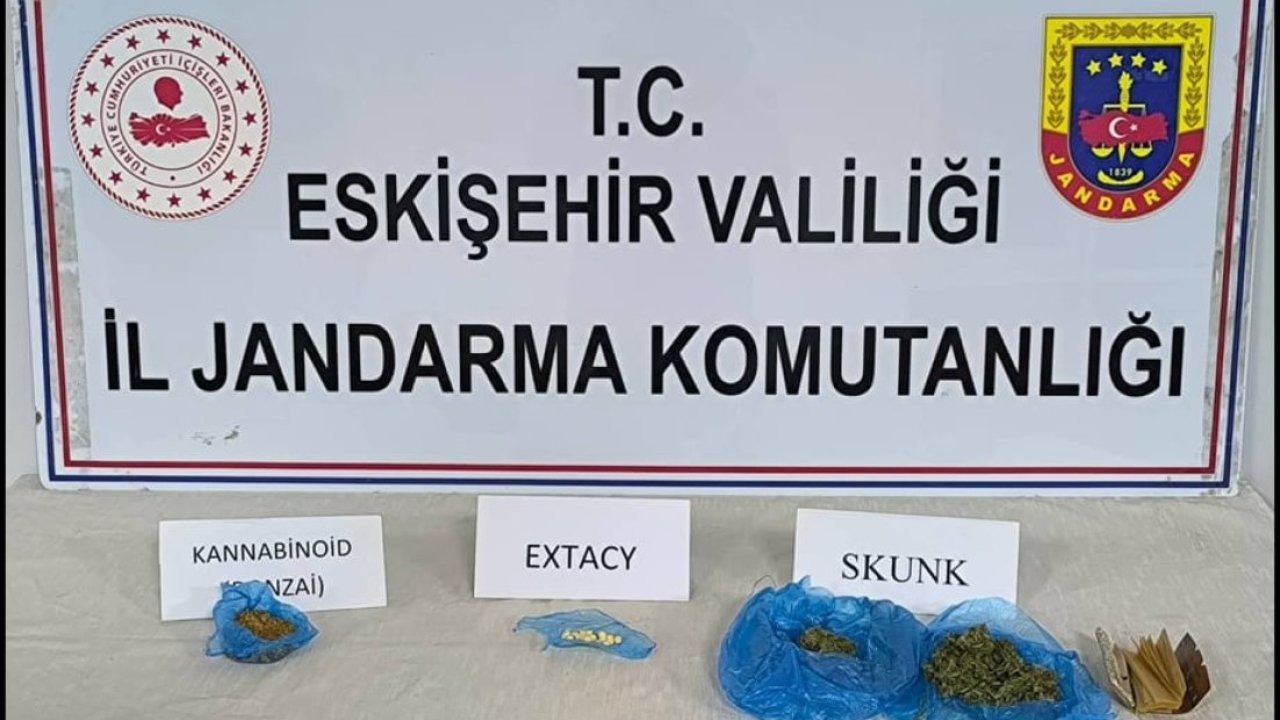 Eskişehir'de uyuşturucu operasyonunda 2 şüpheli yakalandı