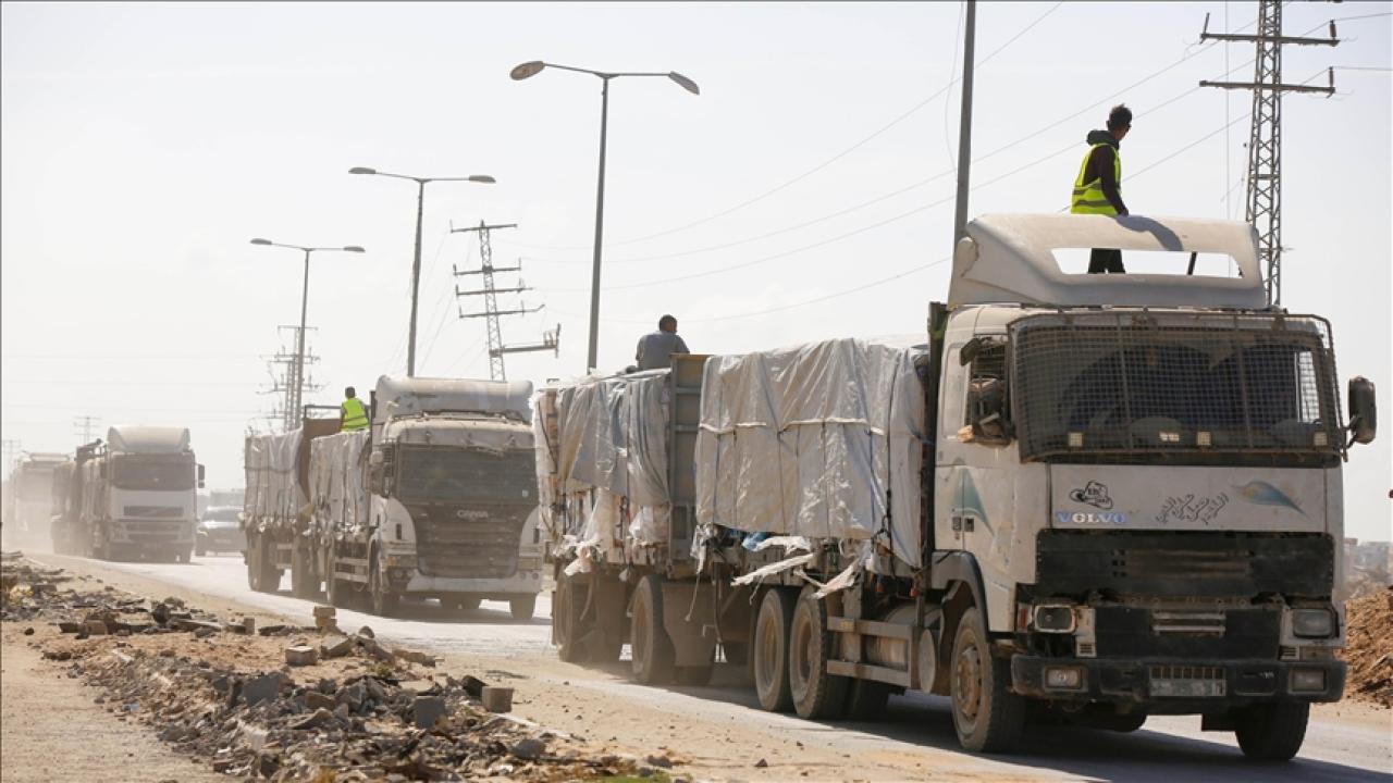 Gazze&#039;ye 3 bin 203 yardım tırı ulaştı