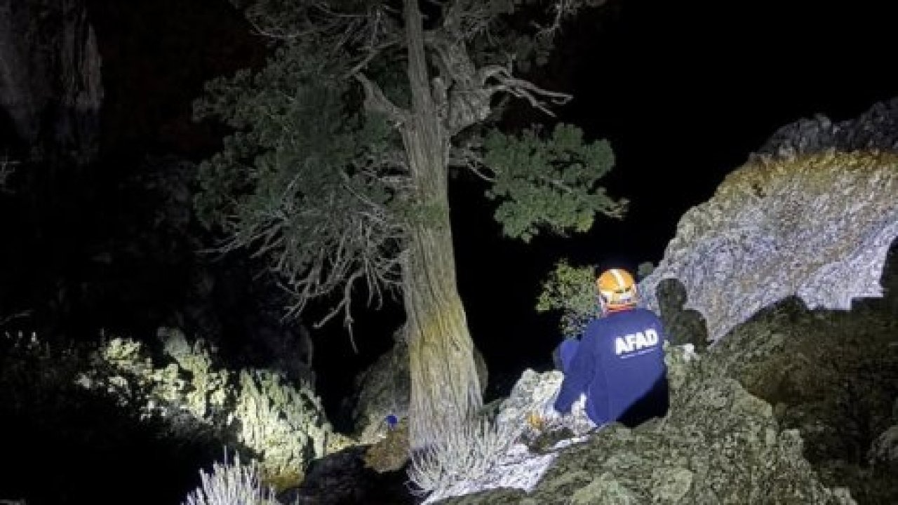 Karaman'da kayalıklardan düşen kişi öldü
