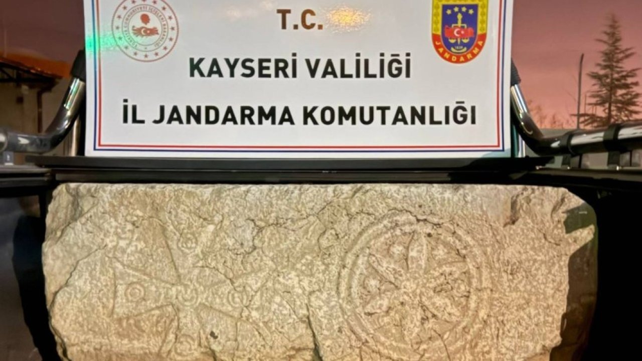 Kayseri'de 6. yüzyıla ait olduğu değerlendirilen kapı sovesi ele geçirildi