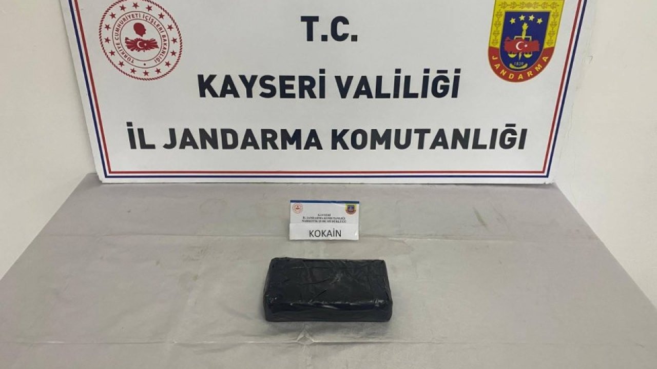 Kayseri'de uyuşturucu operasyonunda 3 zanlı yakalandı