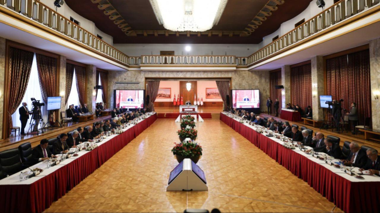 Komisyon İmralı'ya gitti