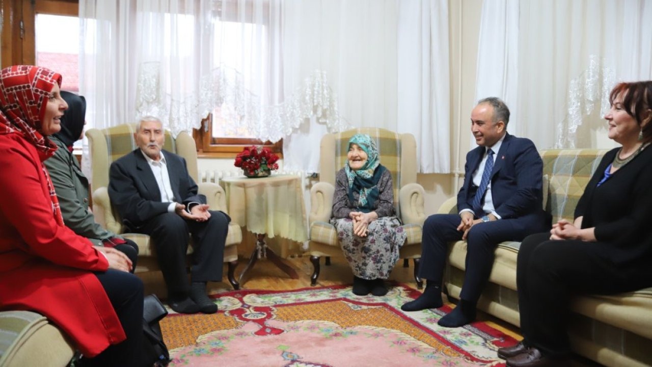 Konya'da 102 yaşındaki emekli öğretmen ve yurt müdürüne vefa ziyareti