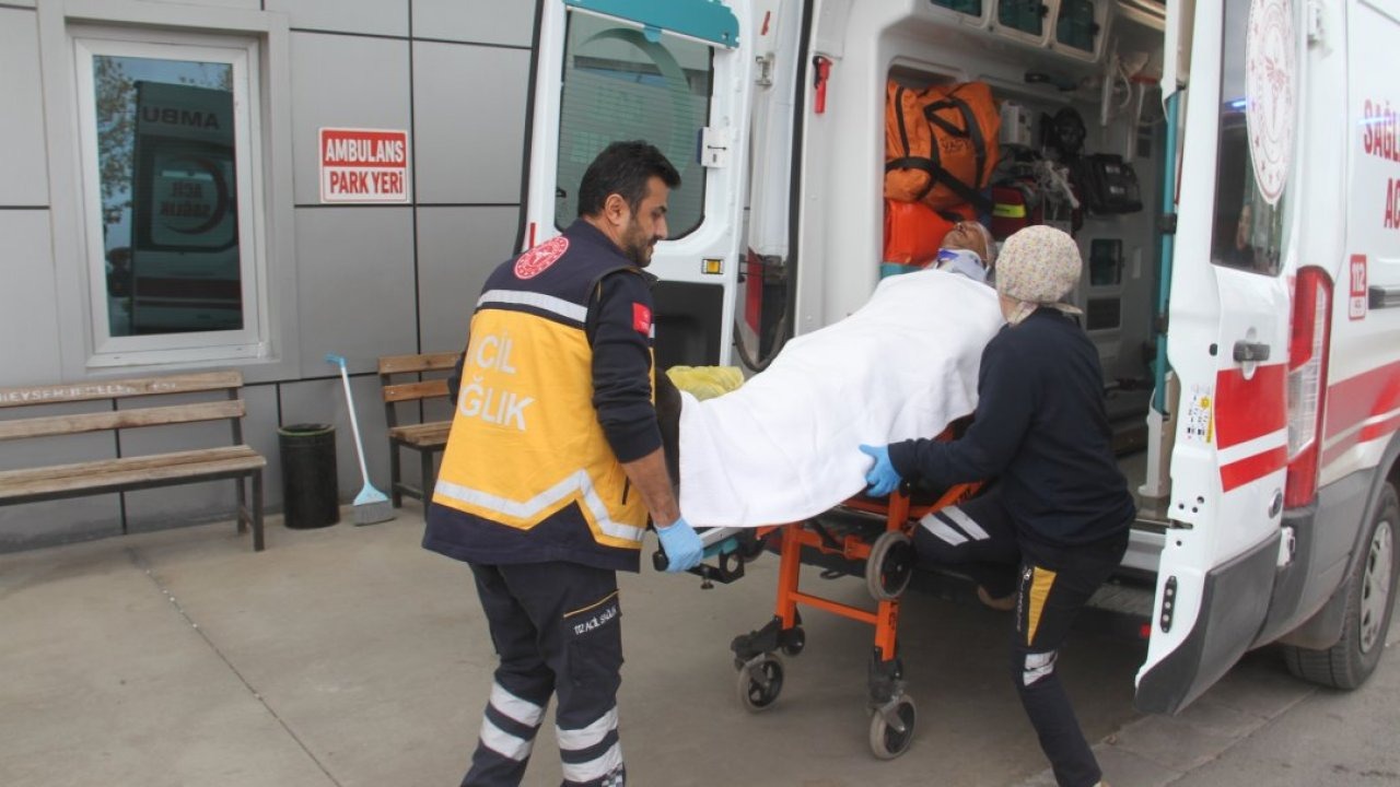 Konya&#039;da büyükbaş hayvanın teptiği besici yaralandı