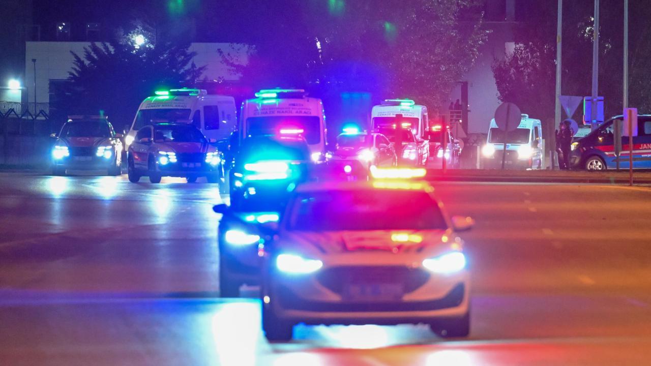 Türkiye şehitlerini uğurluyor