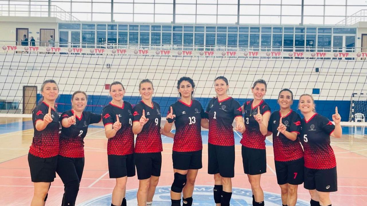 Voleybol tutkusu Karaman&#039;ı sardı