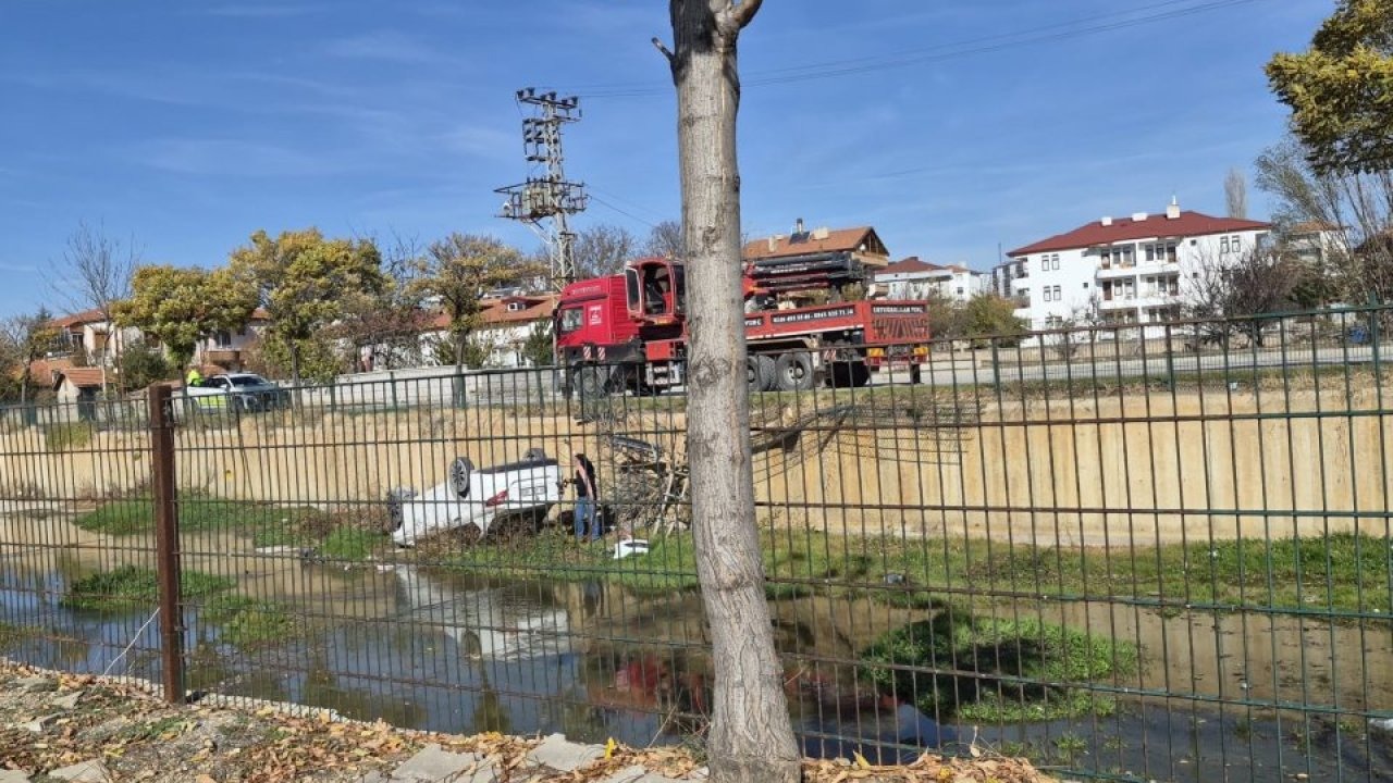 Yozgat'ta devrilen otomobilin sürücüsü yaralandı