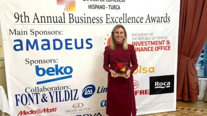 Limak Holding Yönetim Kurulu Başkanı Özdemir'e İspanya'dan "Mesleki Liyakat Ödülü"