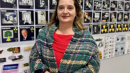 Nefes borusuna plastik parçası kaçan öğrenciyi öğretmeni Heimlich manevrasıyla kurtardı