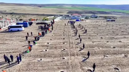 Kırşehir'de cezaevi yerleşkelerinde 5 bin 500 fidan toprakla buluşturuldu