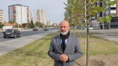 Kocasinan'da 11 yılda 1 milyon 67 bin fidan toprakla buluştu