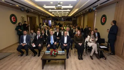 HAK-İŞ, "Emek Perspektifinden Göç Hareketi" programı düzenledi