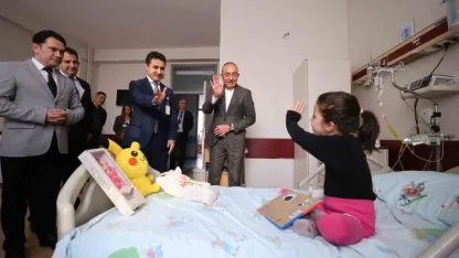 Konya'da engelli ve hasta çocuklar da asırlık "şivlilik" geleneğinin sevincini yaşadı