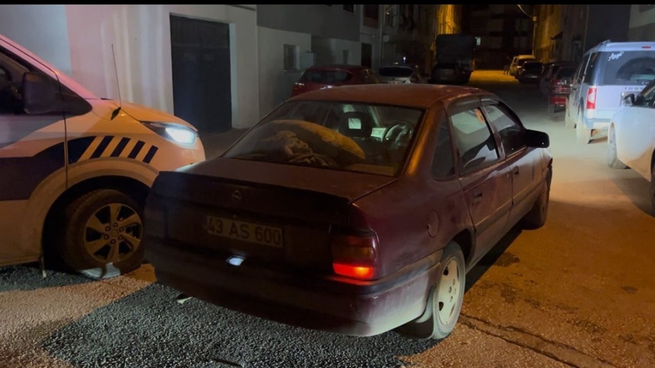 Eskişehir'de polisin "dur" ihtarına uymayan sürücü kovalamaca sonucu yakalandı
