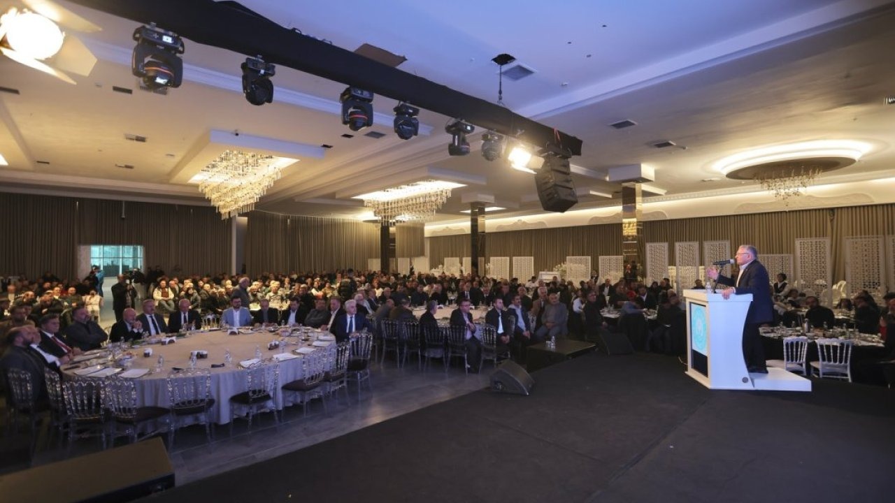 Kayseri Büyükşehir Belediye Başkanı Büyükkılıç, iş yeri teslimi kura törenine katıldı