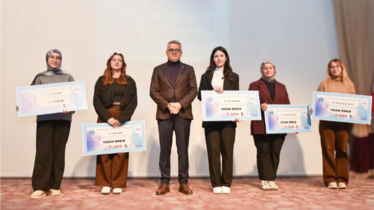 KMÜ’de ödül töreni düzenlendi