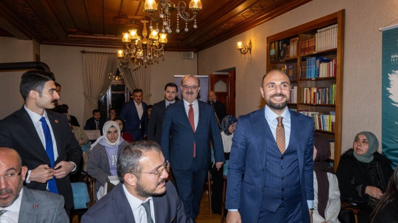 Kültür ve Turizm Bakan Yardımcısı Çam, &quot;Balkan Düşünce ve Kültür Projesi&quot; kapsamında gençlerle buluştu