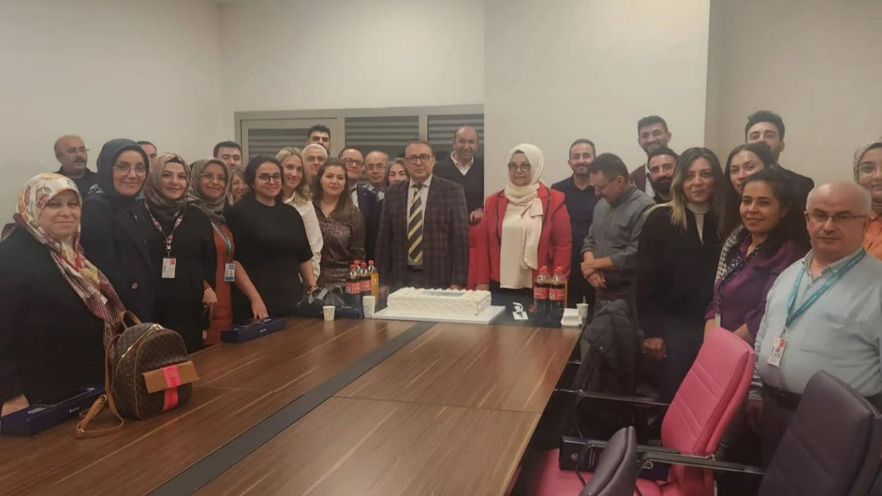 Sağlık çalışanlarına sıcak kutlama