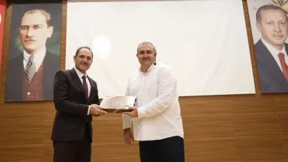 Çanakkale Kara Savaşları Zaferi'nin 110. yıl dönümü dolayısıyla Melikgazi'de program düzenlendi