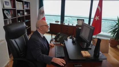 Meksika'nın Ankara Büyükelçisi Diaz de Leon, AA'nın "Yılın Kareleri" oylamasına katıldı