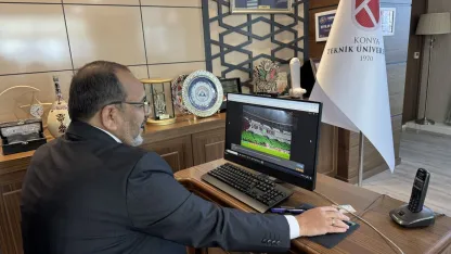 Konya'da rektörler, AA'nın "Yılın Kareleri" oylamasına katıldı