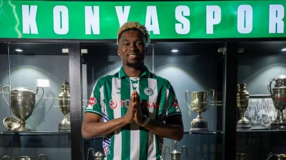 Konyaspor, savunma oyuncusu Adamo Nagalo'yu transfer etti