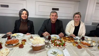 Atkaracalar'da Kaymakam Karataş ve Belediye Başkanı Oflaz'dan kadın kooperatifine ziyaret