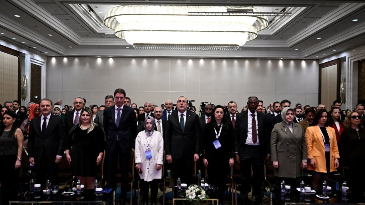 Çalışma ve Sosyal Güvenlik Bakanı Işıkhan'dan CHP'ye tepki: