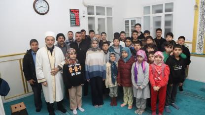 Camiyi seviyoruz namazda buluşuyoruz