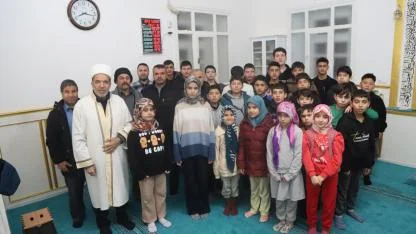 Camiyi seviyoruz namazda buluşuyoruz