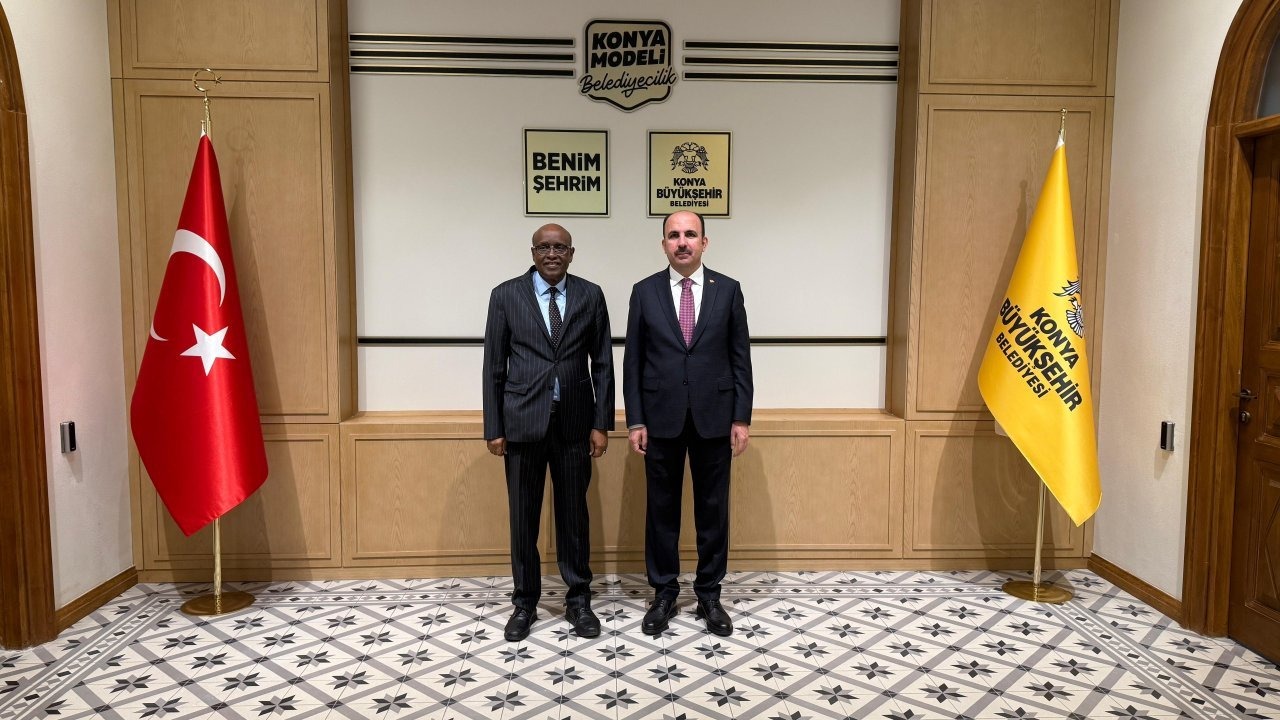 Cibuti'nin Ankara Büyükelçisi Aden Hüseyin Abdillahi, Konya'da