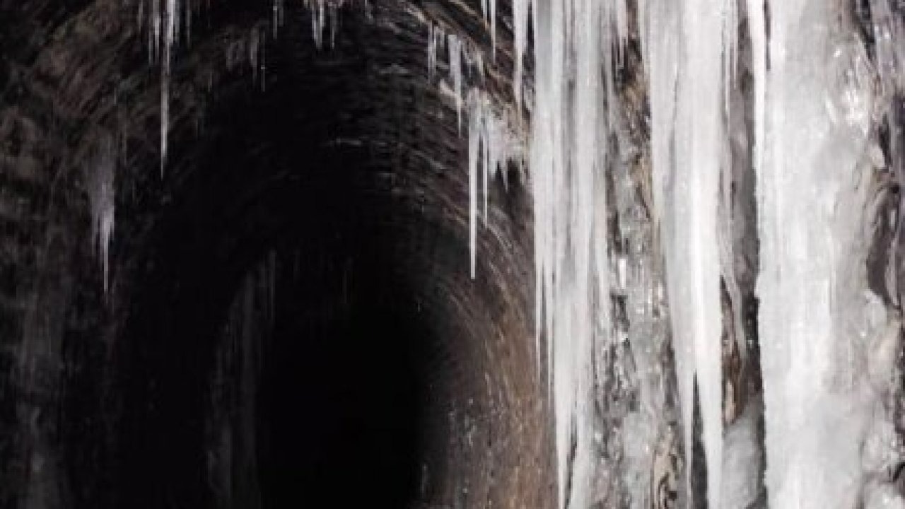 Demir yollarında yoğun kar mesaisi