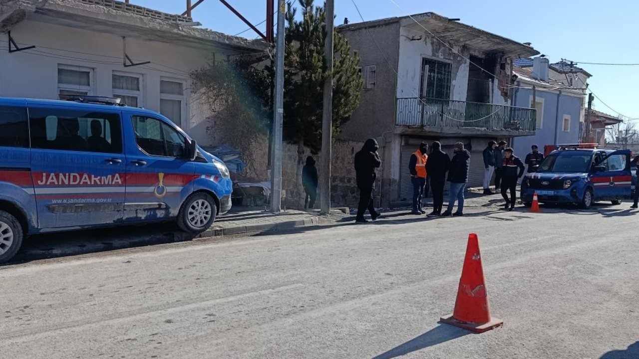 GÜNCELLEME - Kayseri'de çıkan silahlı kavgada 1 kişi öldü, 1 kişi yaralandı