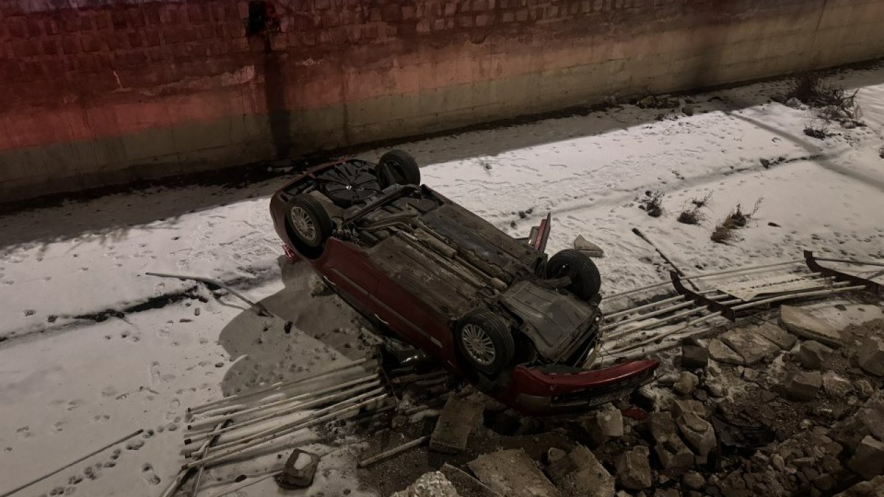 Kayseri'de kanala düşen otomobilin sürücüsü yaralandı