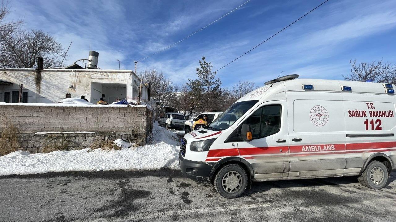 Kayseri'de karbonmonoksitten etkilenen kadın hastaneye kaldırıldı