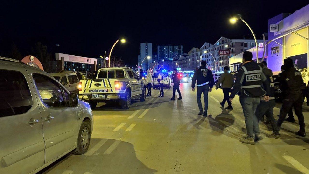 Kırıkkale'de kavgaya müdahale eden polis memurunun bıçakla yaralanmasına ilişkin 2 zanlı tutuklandı