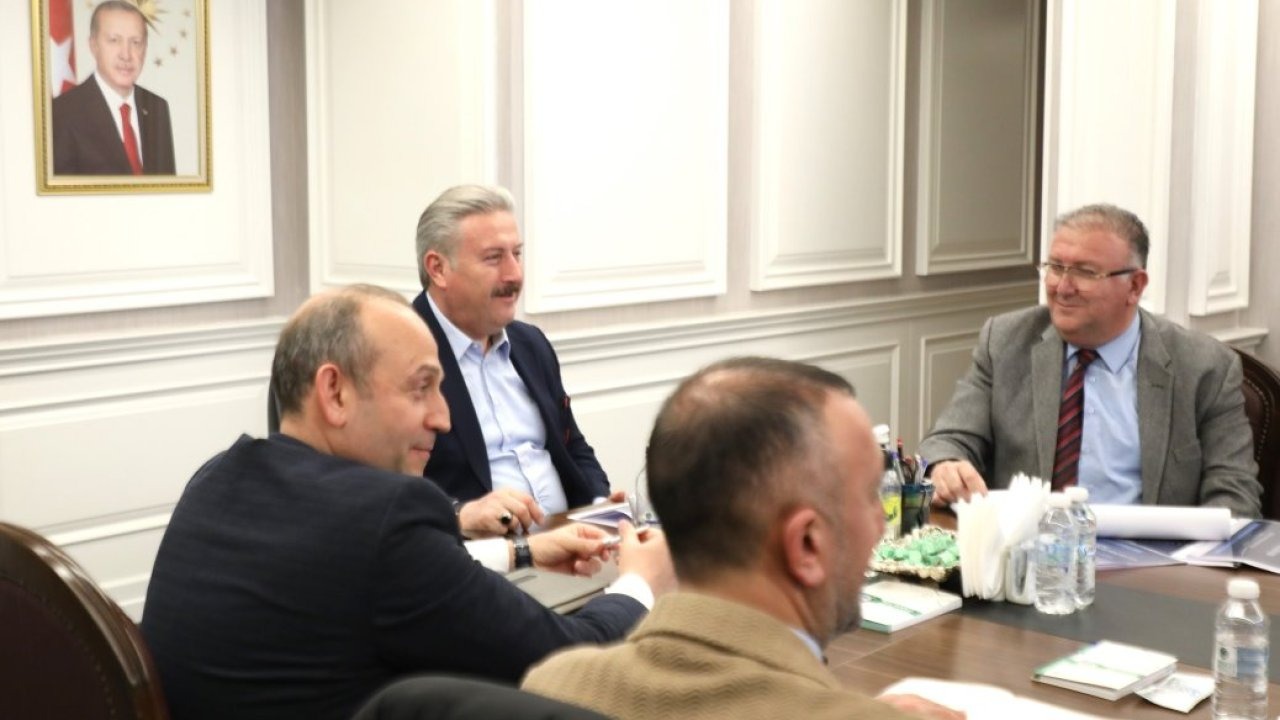 Melikgazi Belediye Başkanı Palancıoğlu, değerlendirme toplantısına katıldı